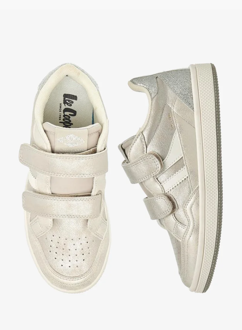 لي كوبر حذاء رياضي بناتي بشريط لاصق وتفاصيل لامعة